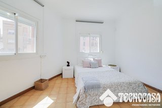Piso en venta en Sants en Barcelona