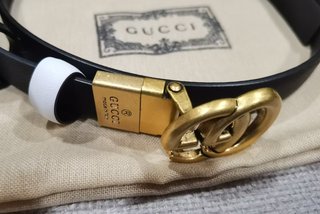 Gucci cinturón de mujer negro talla 90