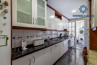 Piso en venta en Cervantes en Granada
