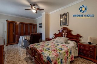 Piso en venta en Cervantes en Granada