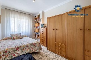Piso en venta en Cervantes en Granada