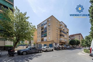Piso en venta en Cervantes en Granada