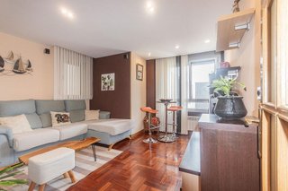 Piso en venta en El Polígono en Gijón
