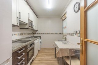 Piso en venta en El Polígono en Gijón