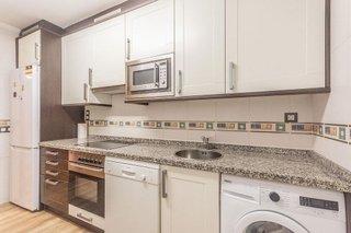 Piso en venta en El Polígono en Gijón