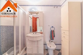 Piso en venta en Parque Alcosa - Jardines del Edén en Sevilla