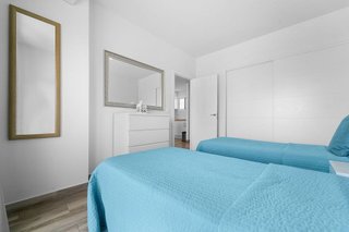 Piso en venta en Playa de los Boliches en Fuengirola