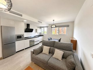 Piso en venta en Parque Mediterráneo - Santa Paula en Málaga