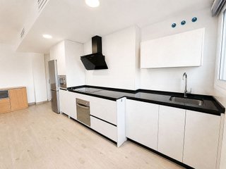 Piso en venta en Parque Mediterráneo - Santa Paula en Málaga