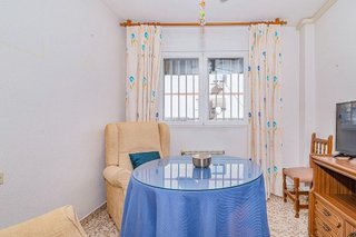 Piso en venta en Cervantes en Granada