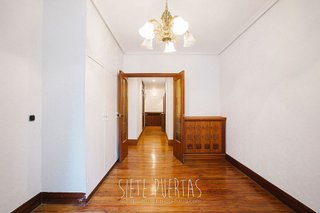 Piso en venta en Gros en San Sebastián-Donostia