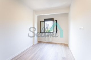 Piso en venta en Pumarín en Gijón