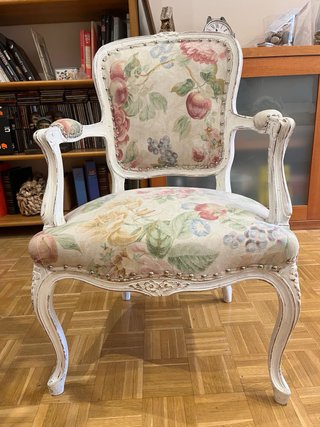 Sillón descalzador floral vintage