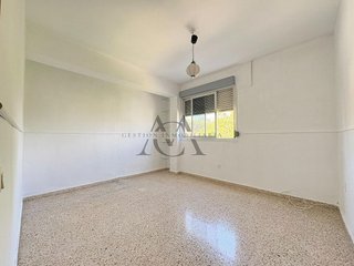 Chalet en venta en Hoya del Molino en Lucena