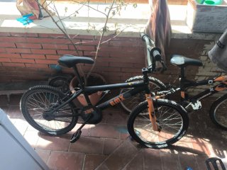 Bicicleta BMX para niños