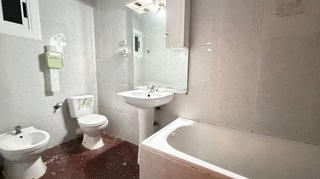 Piso en venta en Centre en Rubí