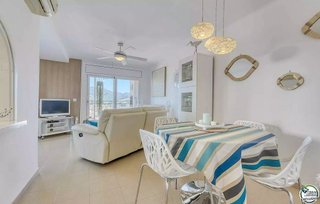 Piso en venta en Port Esportiu - Puig Rom - Canyelles en Roses