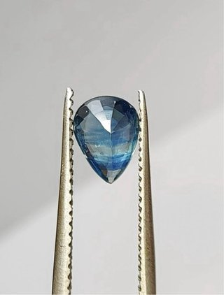 Zafiro Natural 1.33 ct Certificado