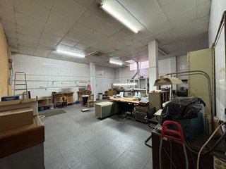 Local comercial en alquiler en Ayuntamiento - El Salvador en Godella