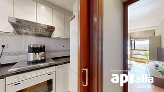 Piso en venta en Creu de Barberà en Sabadell
