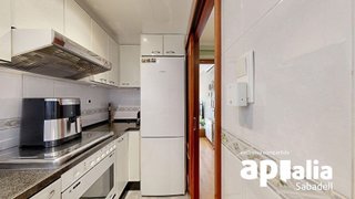 Piso en venta en Creu de Barberà en Sabadell