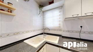Piso en venta en Creu de Barberà en Sabadell