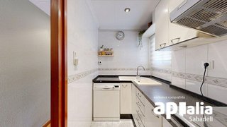Piso en venta en Creu de Barberà en Sabadell