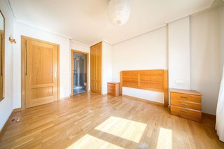 Piso en venta en Girón - Villa del Prado en Valladolid