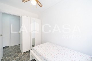 Piso en venta en El Grau en Valencia