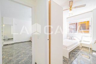 Piso en venta en El Grau en Valencia