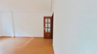 Piso en venta en Reyes en Parla