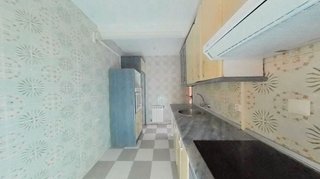 Piso en venta en Reyes en Parla