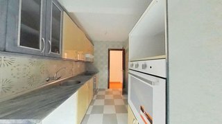 Piso en venta en Reyes en Parla