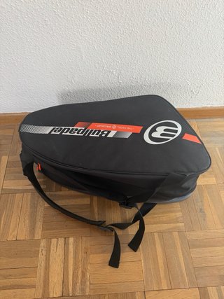 Paletero Bullpadel Negro