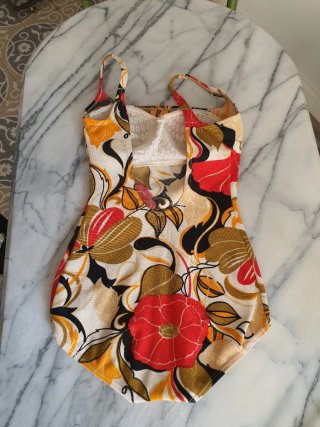 Bañador vintage estampado floral, retro único