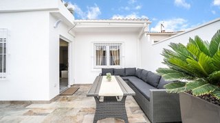 Casa adosada en venta en La Siesta - El Salado - Torreta en Torrevieja