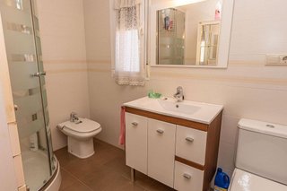 Casa adosada en venta en Guadix