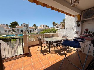 Casa pareada en venta en Campos de Golf - Villa Martin - Los Dolses en Orihuela