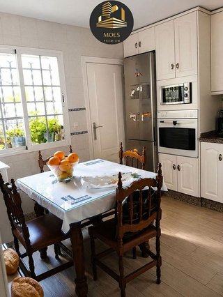Casa en venta en Peñamefecit - Avda Barcelona en Jaén