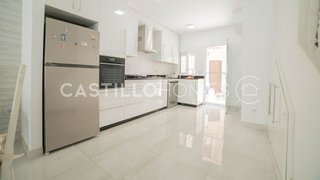 Casa pareada en venta en Playa de los Locos en Torrevieja