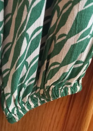 Vestido Zara verde y blanco estampado