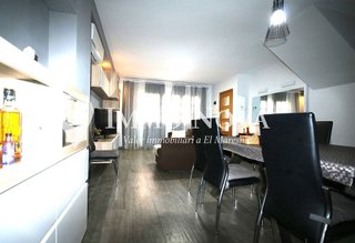 Casa adosada en venta en Els Molins en Mataró