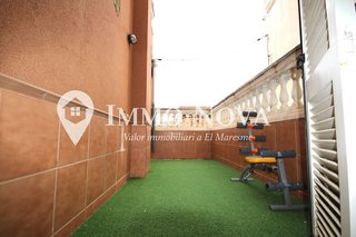 Casa adosada en venta en Els Molins en Mataró