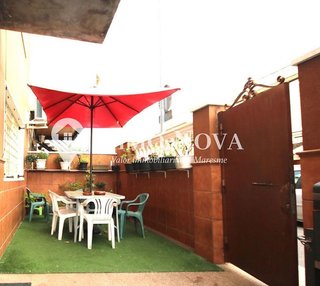 Casa adosada en venta en Els Molins en Mataró