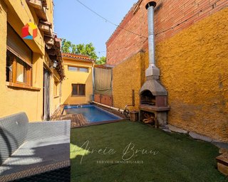 Casa adosada en venta en Seva