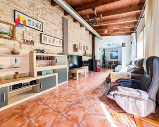 Casa adosada en venta en Seva