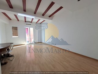 Piso en venta en El Raval en Barcelona