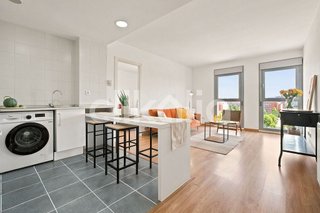 Piso en venta en Ensanche de Vallecas - Valdecarros en Madrid
