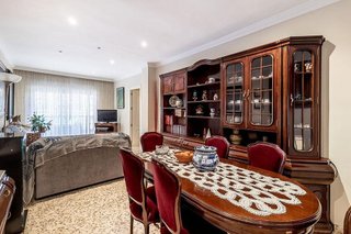Piso en venta en Cervantes en Granada