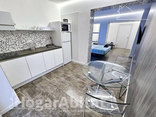 Piso en venta en El Grau en Valencia